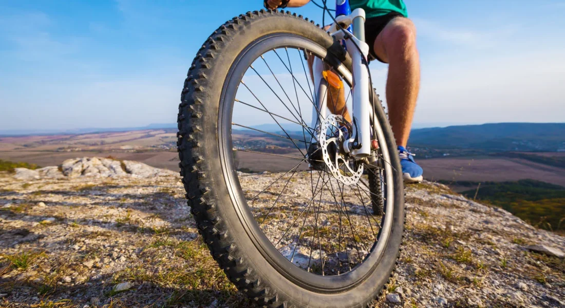 Sicher auf dem Fahrrad - Diese Tipps helfen bei jeder Jahreszeit