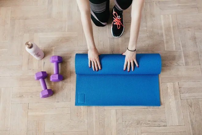 Was ist der Unterschied zwischen Yoga und Pilates?