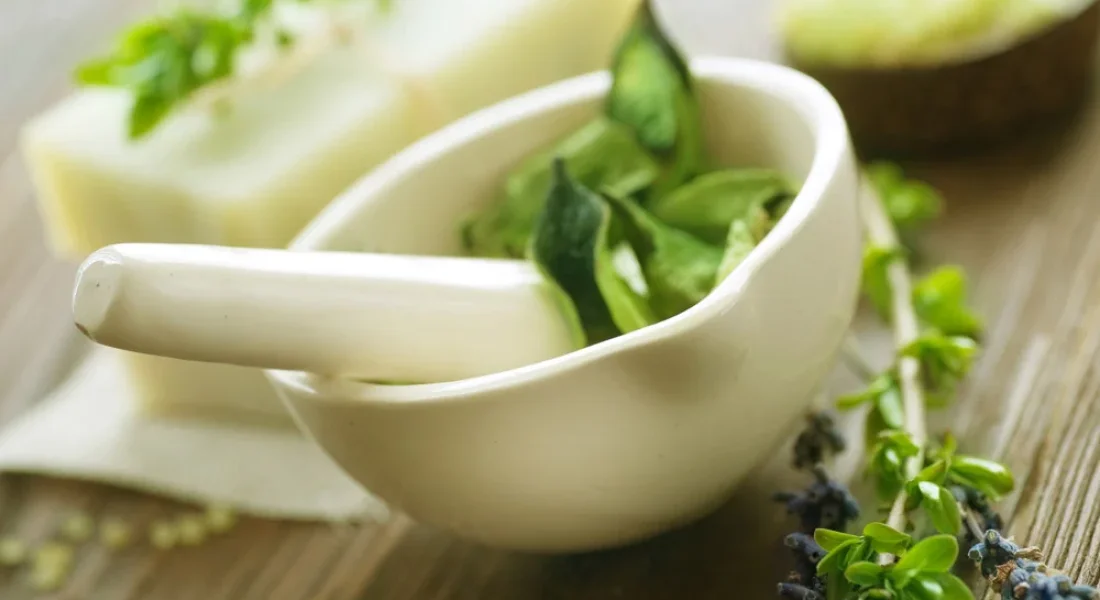5 Naturkosmetik-Produkte die du ganz einfach aus Lebensmitteln herstellen kannst